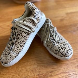 Animal print shoe
